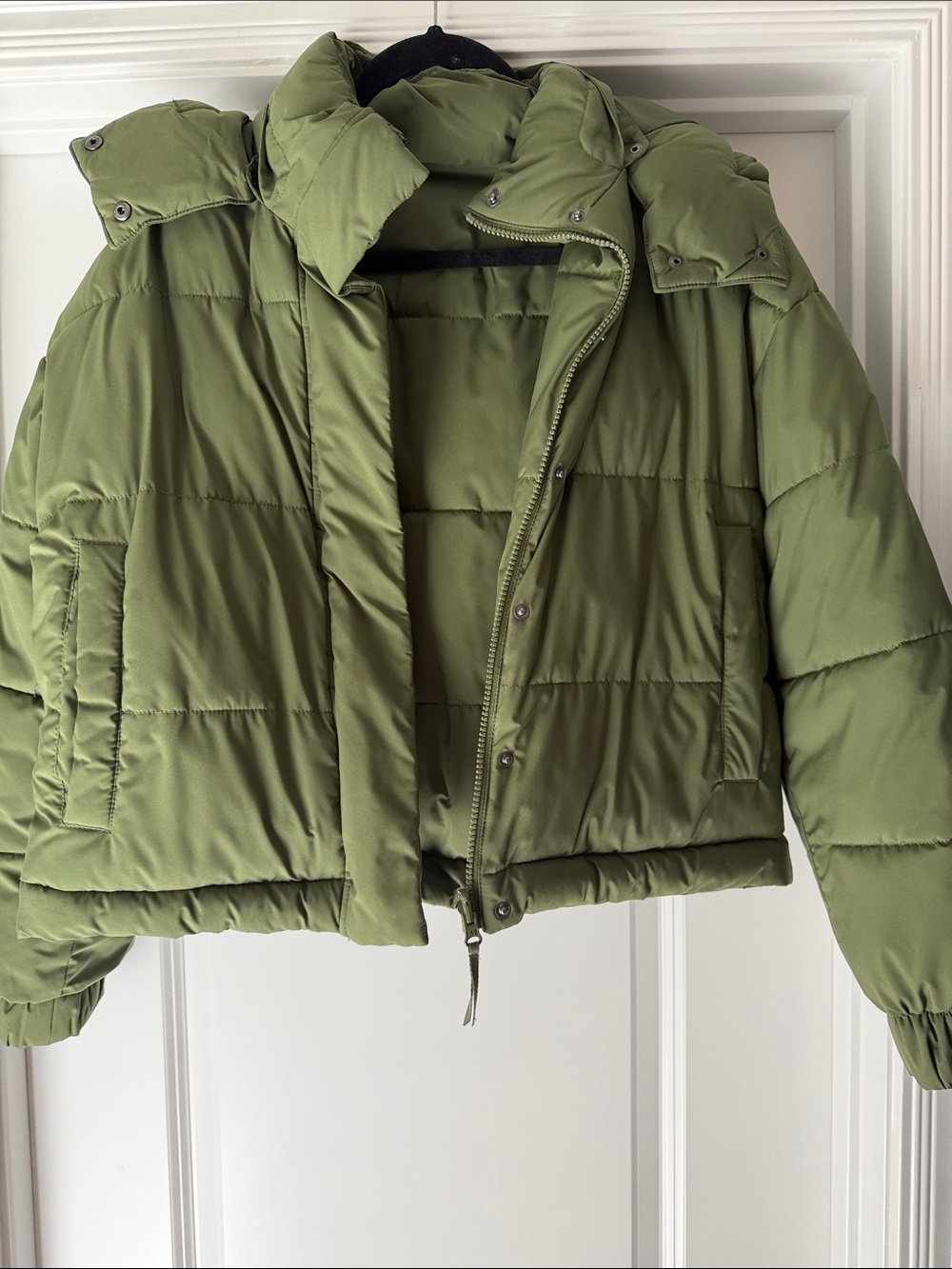 American Eagle Outfitters Olive Green Puffer Jacket